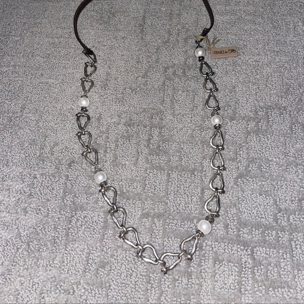 UNO de 50 Long Necklace Silver Leather Pearl